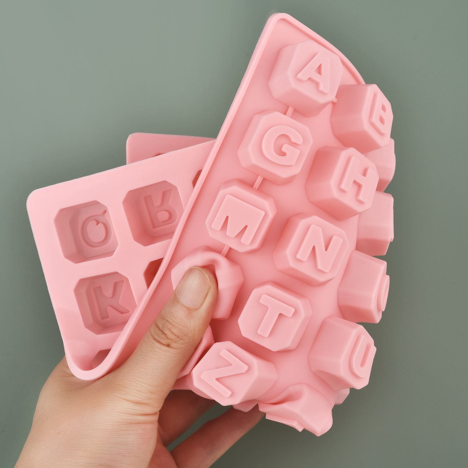 48 Letter Enghish Alphabet let - Soap Making Kit recension och pris
